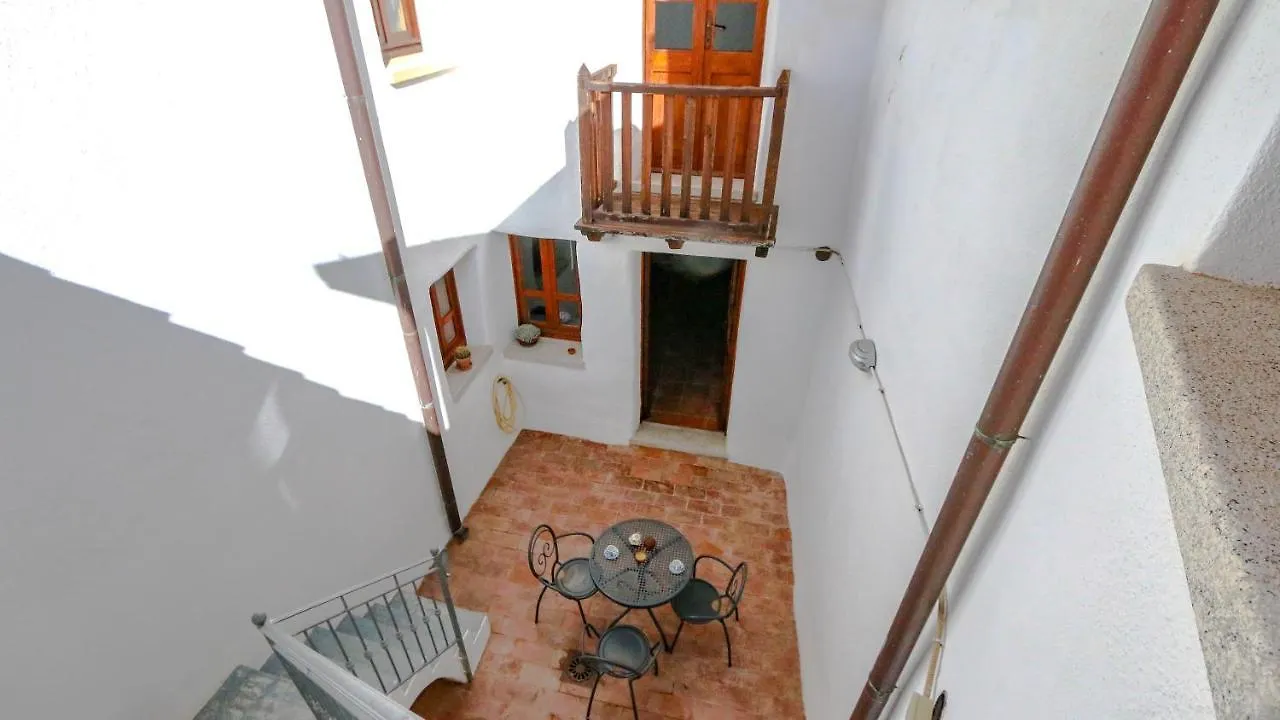 Nyaraló Casa Clara Villa Mamoiada